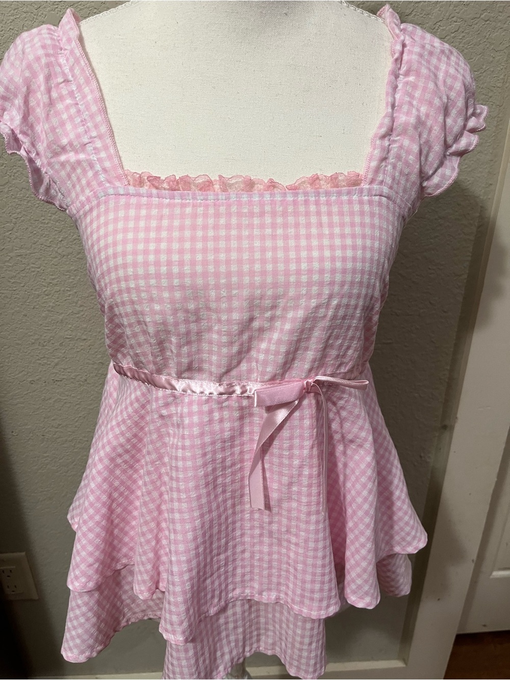 Romwe Pink Gingham Ruffle Peplum Top